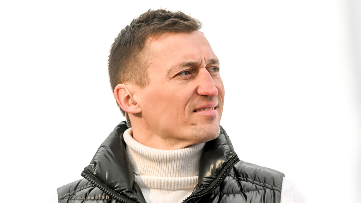 Александр Легков стал победителем забега За дружбу в спорте на ВЭФ 2024